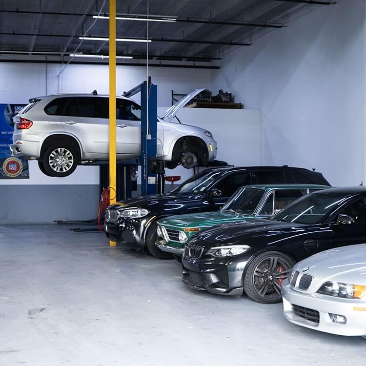 bmw garage