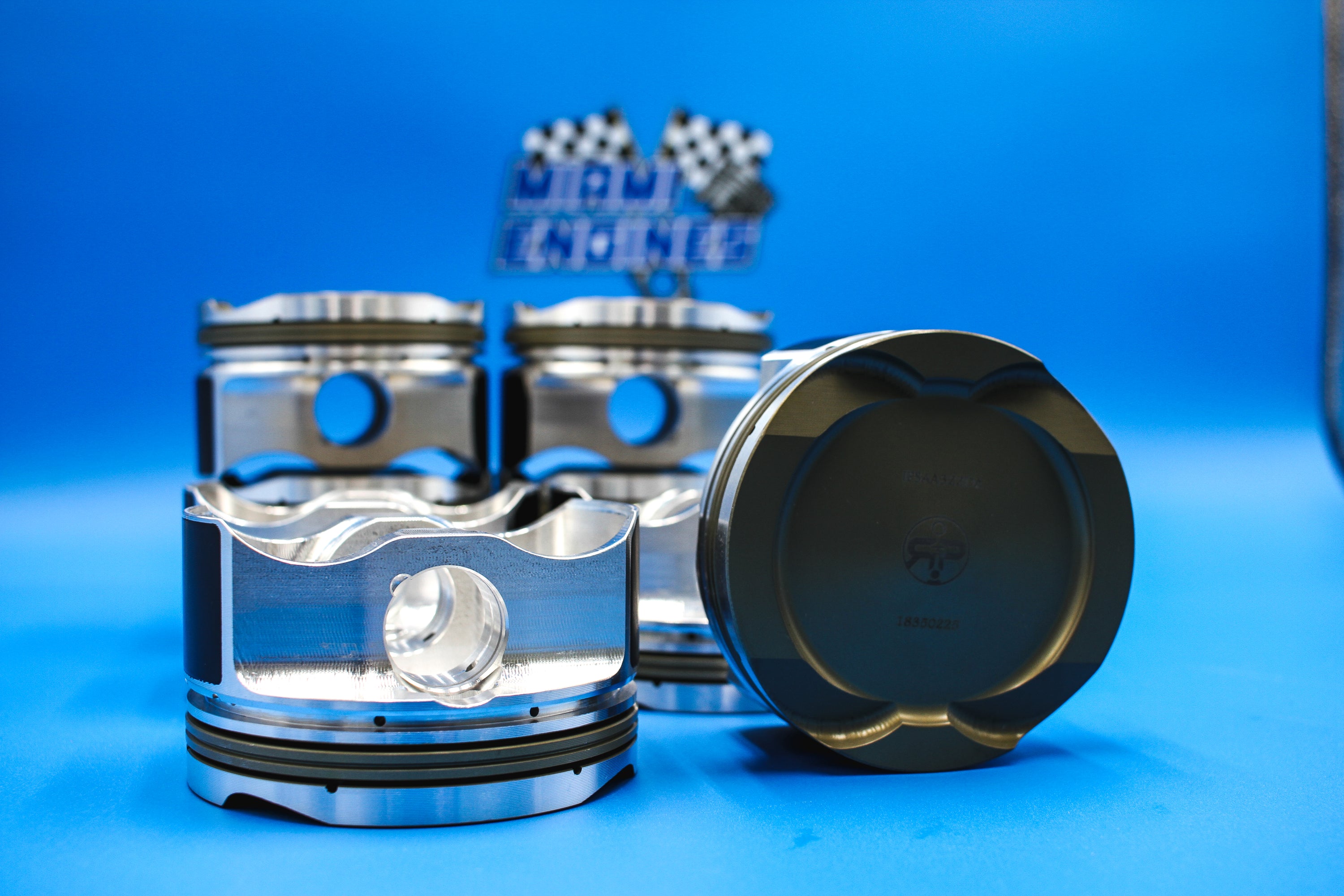 ITALIANRP forged piston set, S63/N63, 89MM BORE, 10:1 CR. FOR ALUSIL BORES GOLD LINE