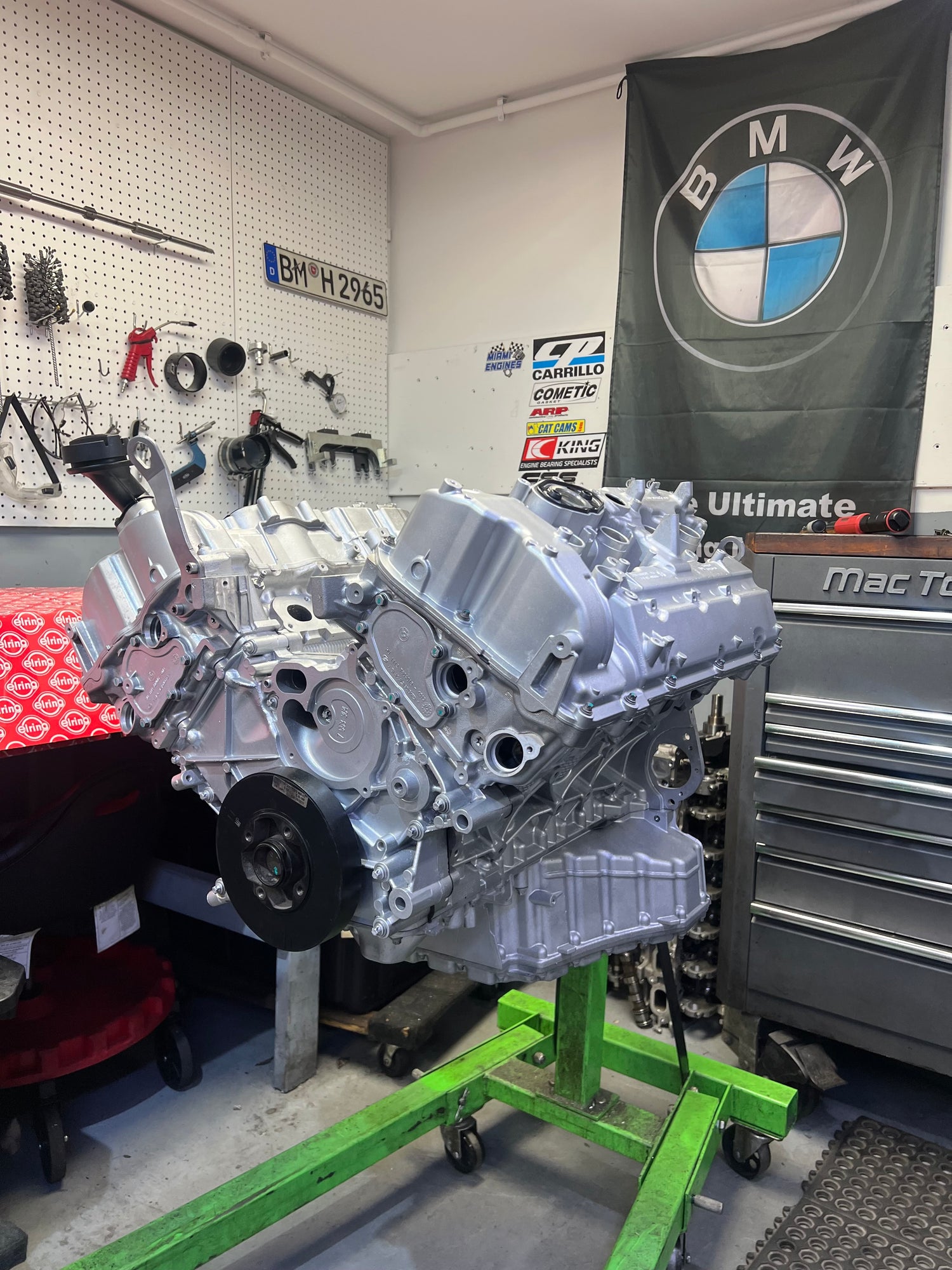 BMW S63