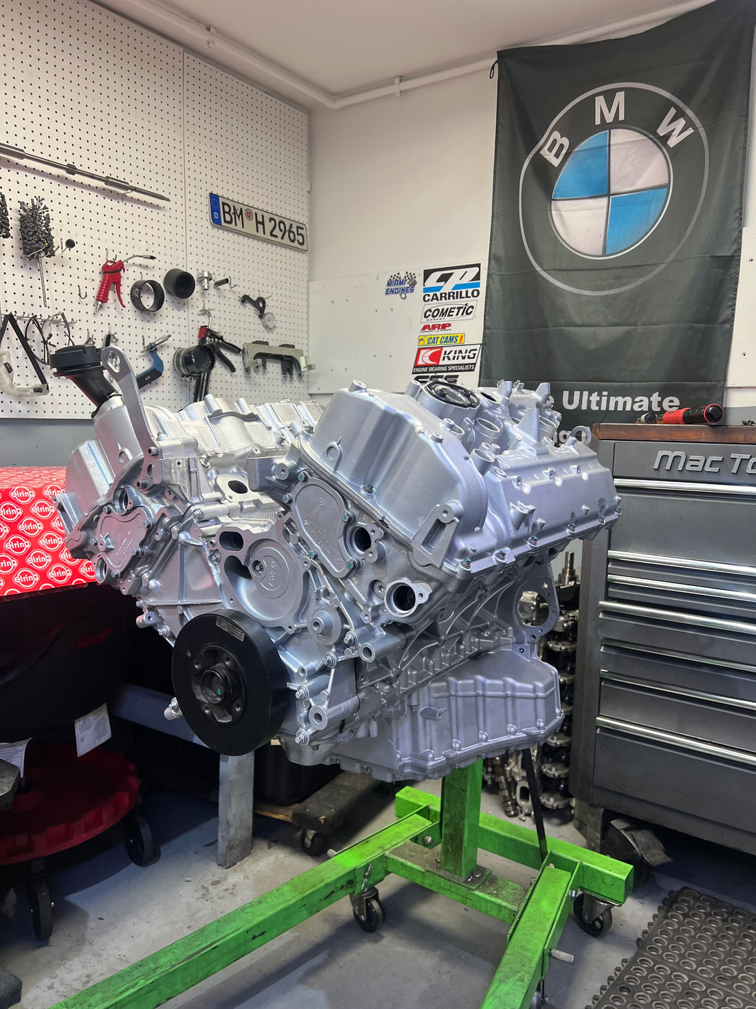 BMW S63